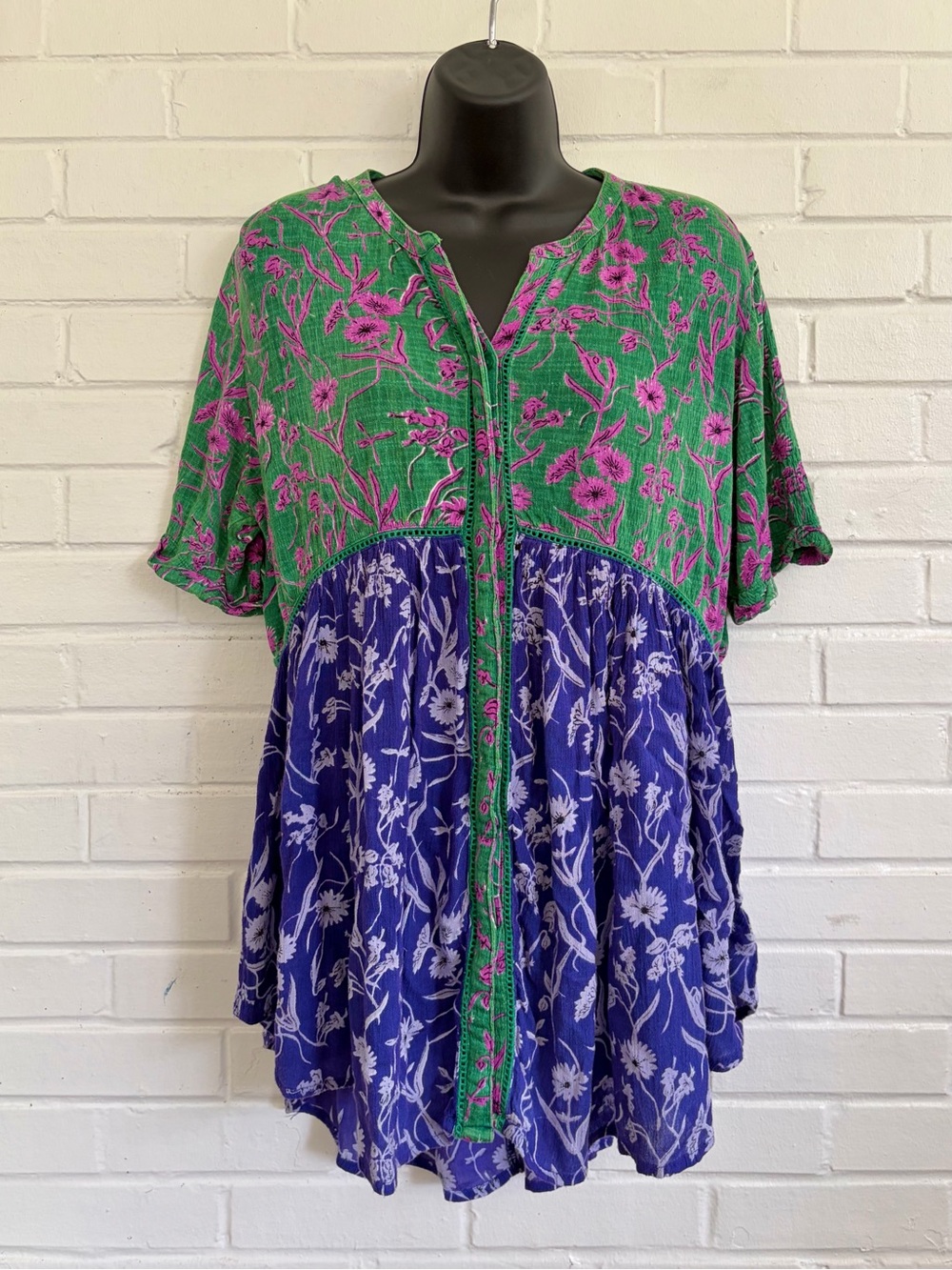 Anthropologie Akemi + Kin Veria Tunic in Green & Blue Floral Print, SZ S - Picture 4 of 10